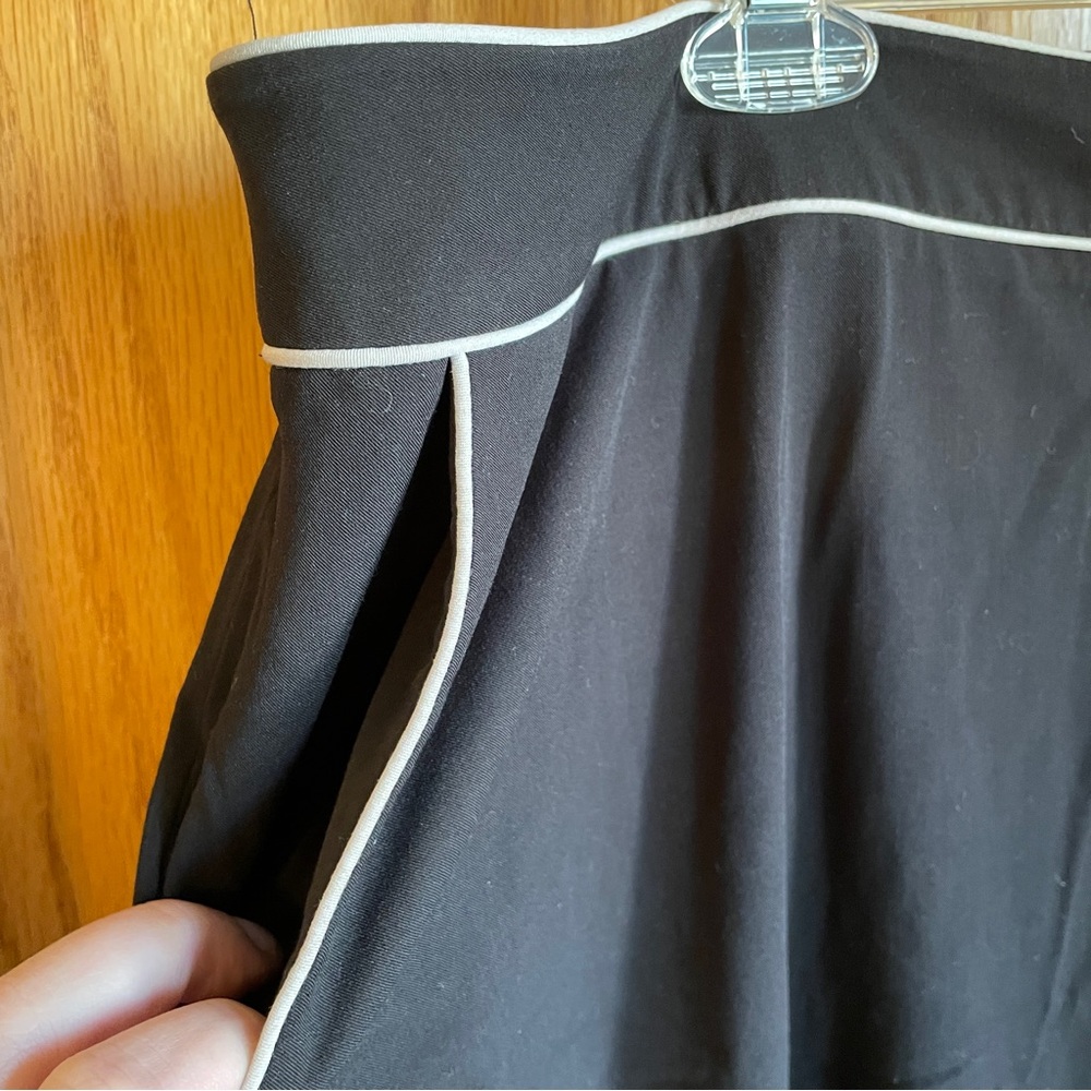 Apostrophe 2-piece Business Suit, Black & ivory, size 18W & 20W tall - Picture 11 of 14